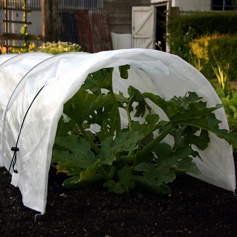 Giant Easy Fleece Tunnel - Image 3